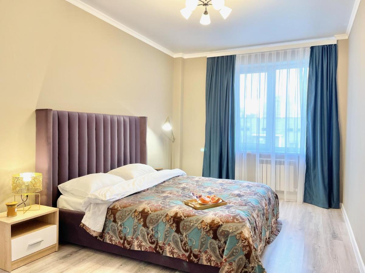 Прекрасная Квартира В Г. Алматы Almaty Exterior photo
